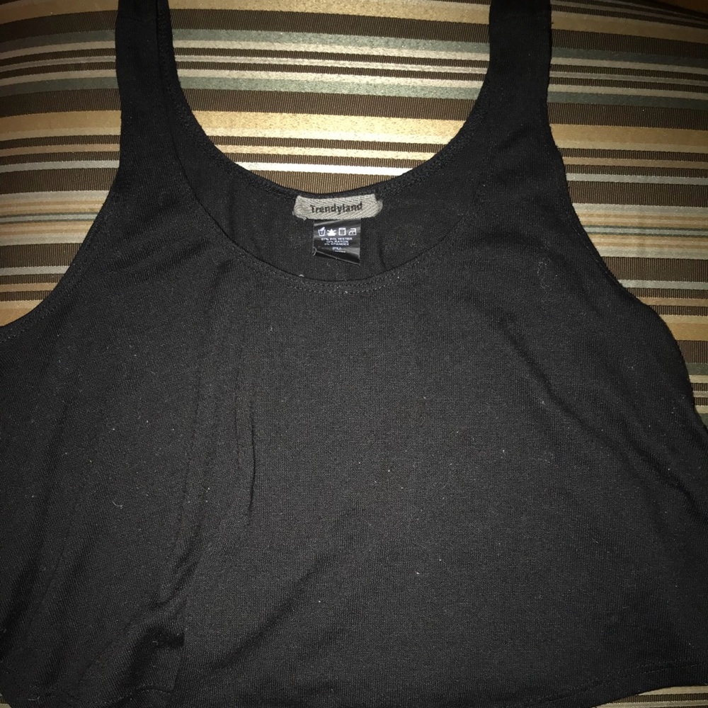 black tank crop top
